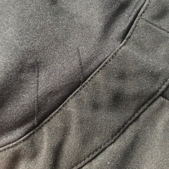 Thyme Maternity Dress Bermuda Shorts - Picture 2 of 3